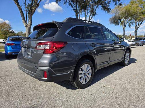 2018 Subaru Outback 2.5i Premium