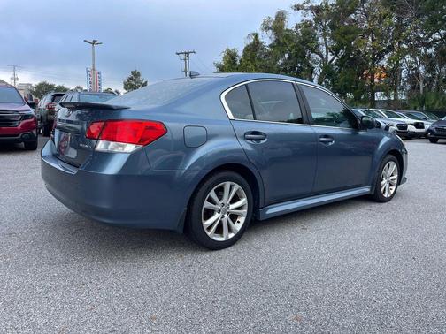2014 Subaru Legacy Premium