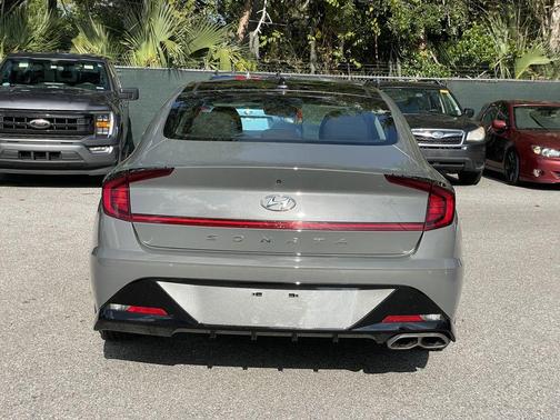 2022 Hyundai SONATA SEL