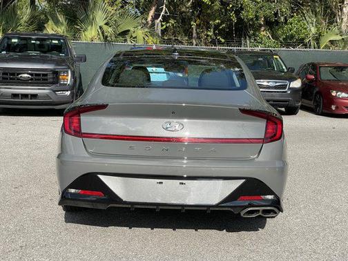 2022 Hyundai SONATA SEL