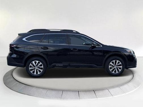 2021 Subaru Outback Base