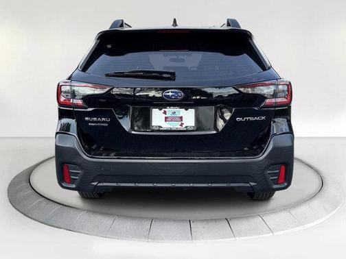 2021 Subaru Outback Base
