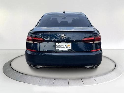 2020 Volkswagen Passat 2.0T R-Line