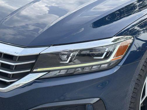 2020 Volkswagen Passat 2.0T R-Line