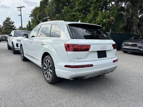 2017 Audi Q7 3.0T Premium