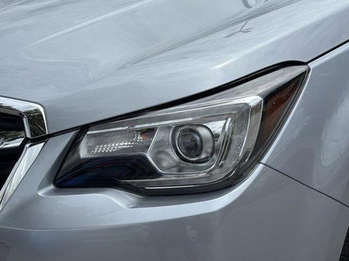 2018 Subaru Forester 2.5i Touring