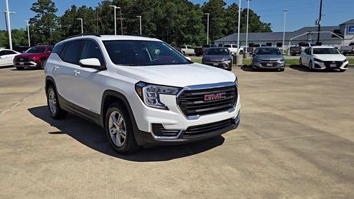Summit White 2023 GMC Terrain SLE