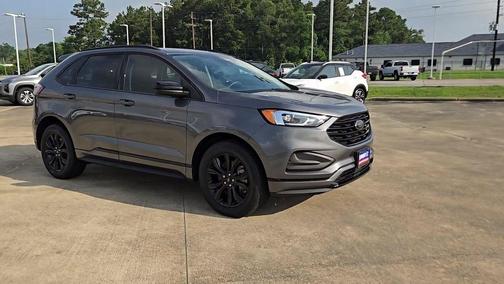 Carbonized Gray Metallic 2023 Ford Edge SE