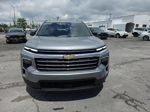 Sterling Gray Metallic 2026 Chevrolet Traverse LT