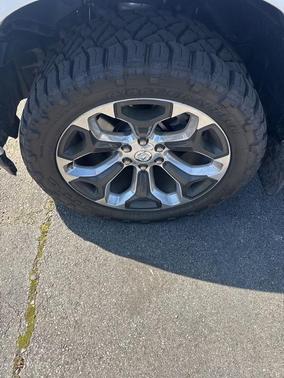 Ivory White 2022 RAM 1500 Limited