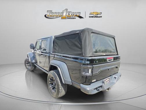 Black Clearcoat 2020 Jeep Gladiator Sport