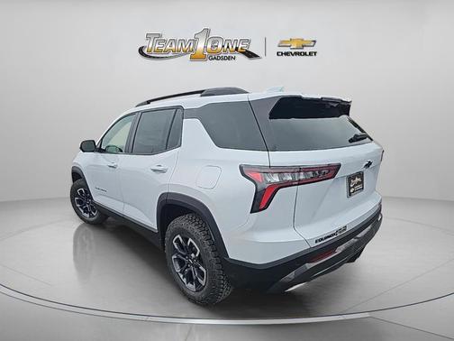 Polar White 2026 Chevrolet Equinox FWD ACTIV