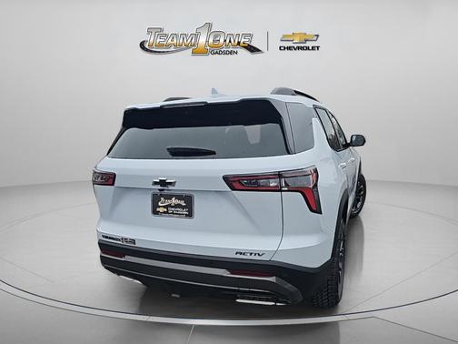 Polar White 2026 Chevrolet Equinox FWD ACTIV