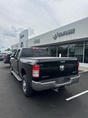 2019 RAM 2500 Big Horn Crew Cab 4x4 6'4' Box