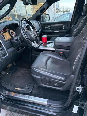 2017 RAM 1500 Limited Crew Cab 4x4 5'7' Box