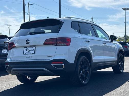2023 Volkswagen Taos 1.5T SE