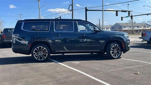 2023 Jeep Grand Wagoneer L Series III 4x4