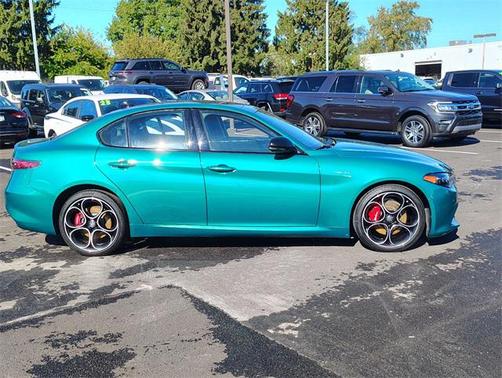 2025 Alfa Romeo Giulia AWD