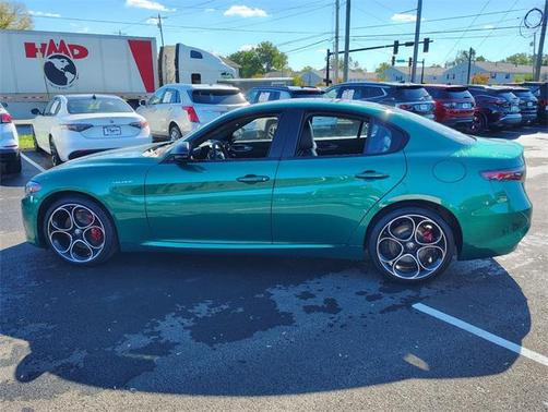 2025 Alfa Romeo Giulia AWD