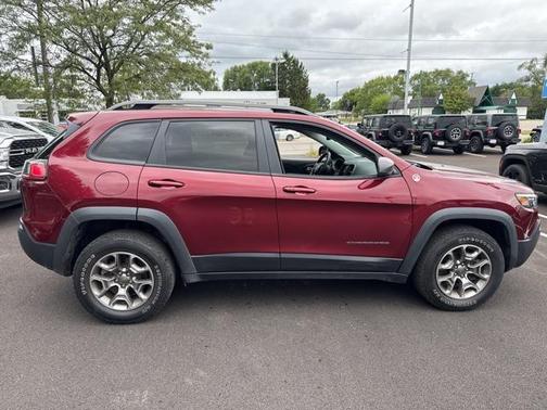 2021 Jeep Cherokee Trailhawk
