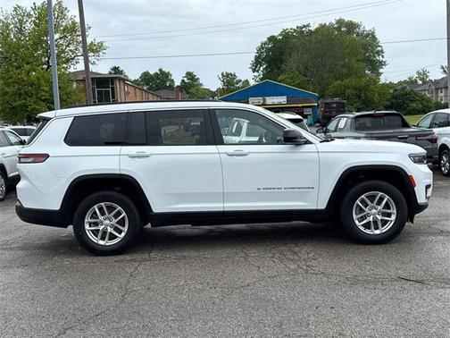 2024 Jeep Grand Cherokee L Laredo