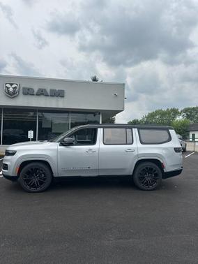 2024 Jeep Grand Wagoneer Series III Obsidian 4x4