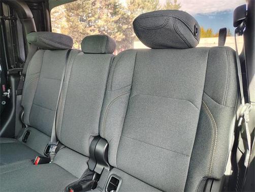 2026 Jeep Gladiator Sport S