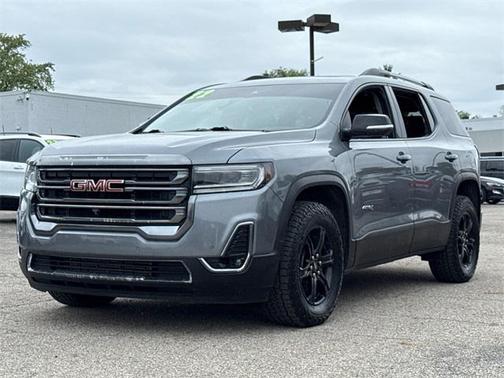 2022 GMC Acadia AWD AT4