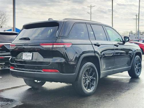 2024 Jeep Grand Cherokee Altitude