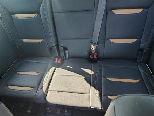 2023 GMC Yukon 4WD AT4