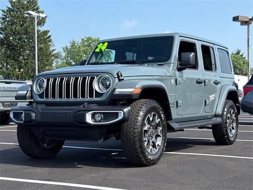 2024 Jeep Wrangler 4-Door Sahara 4x4