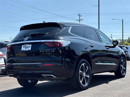 2022 Buick Enclave AWD Essence