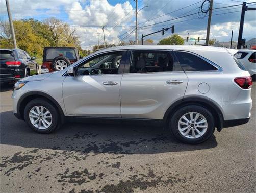2020 Kia Sorento LX