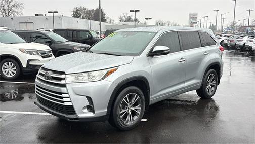 2017 Toyota Highlander LE