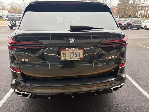 2025 BMW X5 M60i