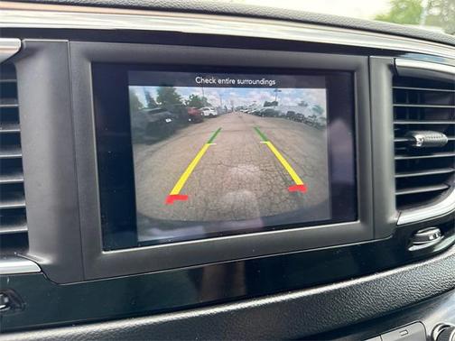 2018 Chrysler Pacifica Touring-L