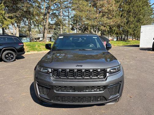 Baltic Gray Metallic Clearcoat 2026 Jeep Grand Cherokee L Limited