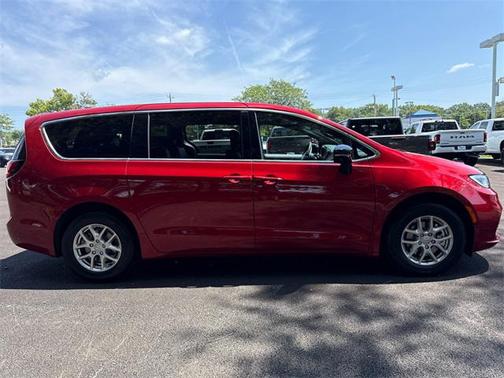 2026 Chrysler Pacifica L
