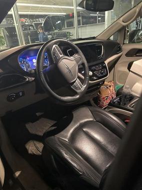 2020 Chrysler Pacifica Touring-L Plus