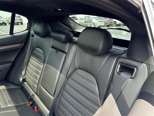 2018 Alfa Romeo Stelvio Ti Sport