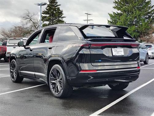 2024 Jeep Wagoneer S Launch Edition