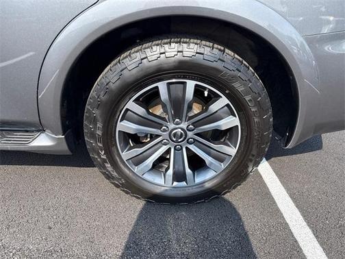 2017 Nissan Armada SL