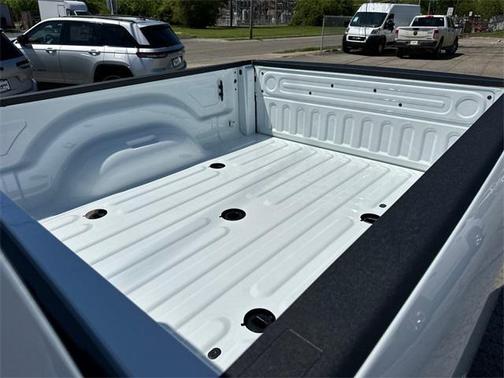 2024 RAM 2500 Tradesman Crew Cab 4x4 6'4' Box