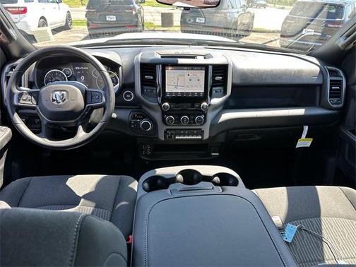 2024 RAM 2500 Tradesman Crew Cab 4x4 6'4' Box