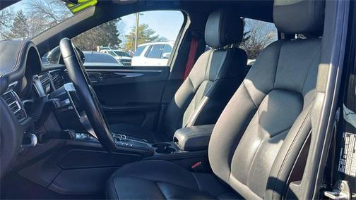 2019 Porsche Macan S