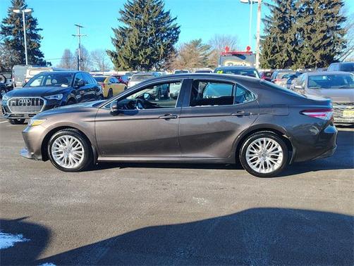 2019 Toyota Camry XLE