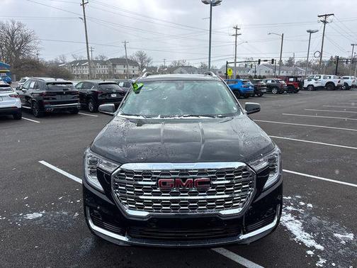 2023 GMC Terrain Denali