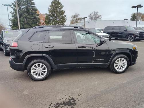 2022 Jeep Cherokee Latitude Lux