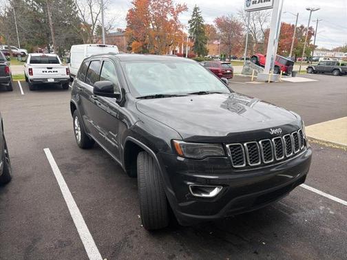 2021 Jeep Grand Cherokee Laredo