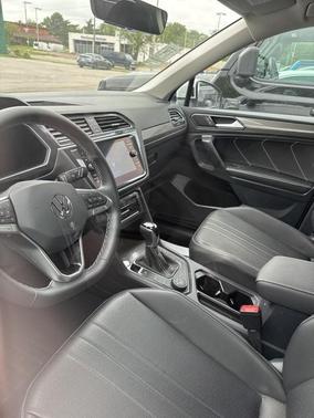 2022 Volkswagen Tiguan 2.0T SE 4MOTION